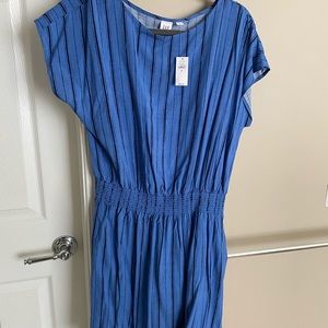 GAP NWT dress